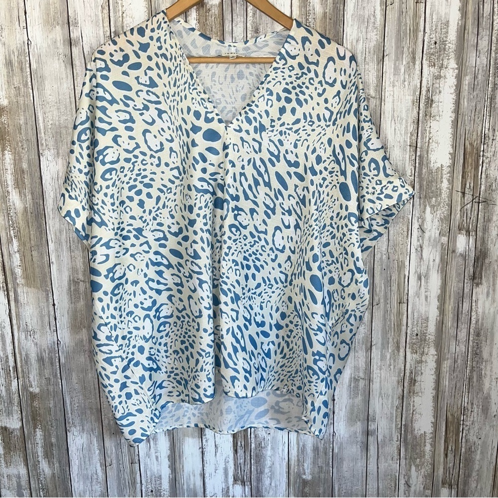 Jodifl Cream & Blue Animal Print Oversized Whimsy Blouse